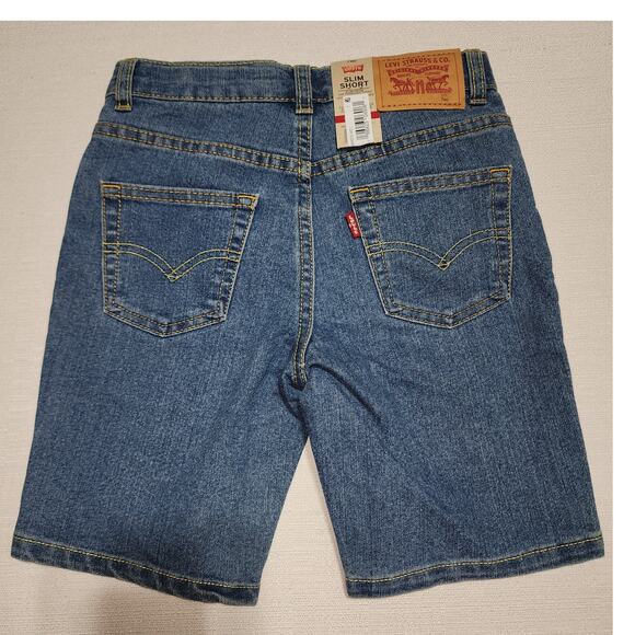 Levi's slim fit shorts boys 7 reg L24'' x22W - Picture 2 of 6